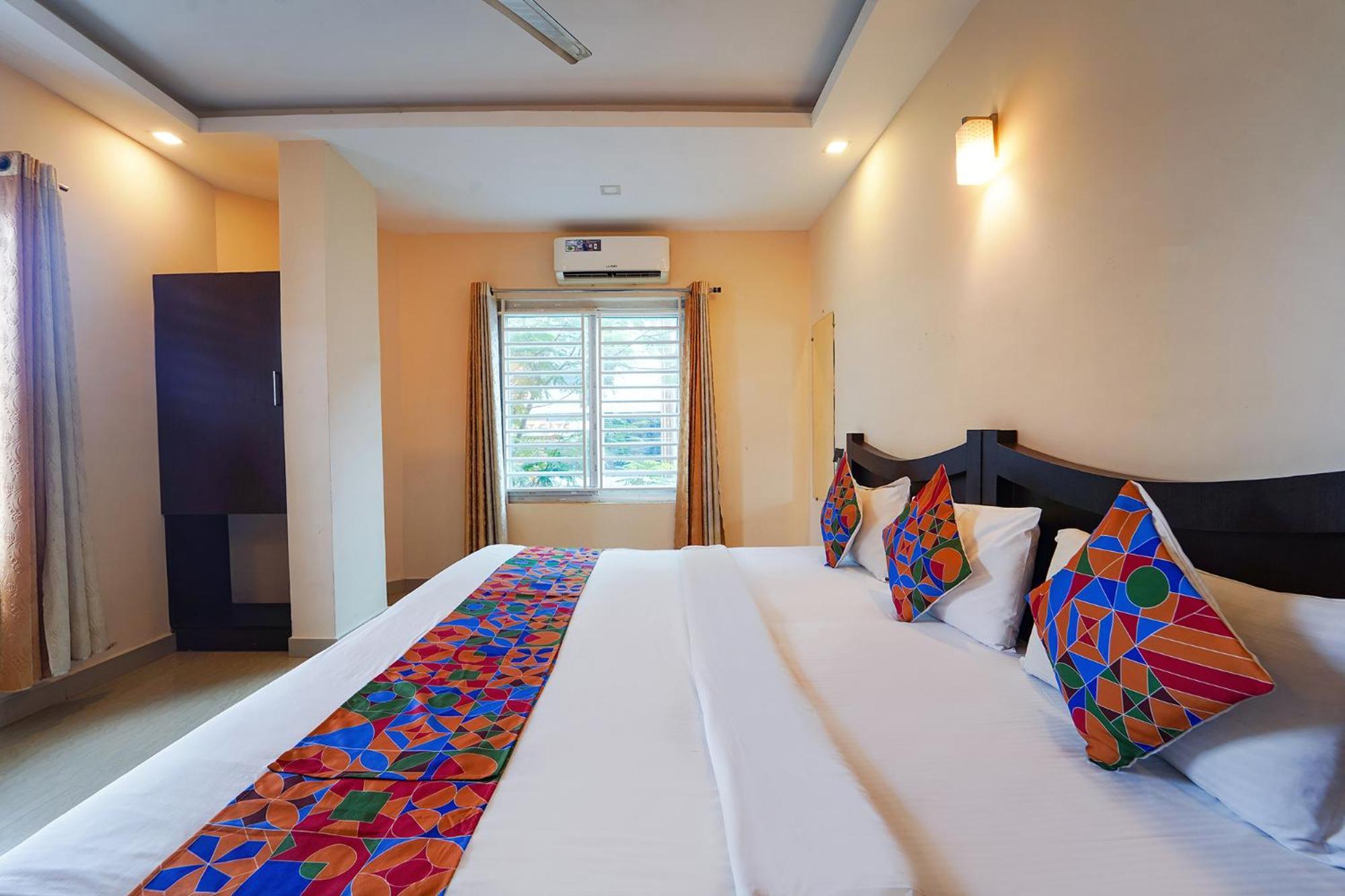 Zion Plaza Hotel Nedumbassery Luaran gambar