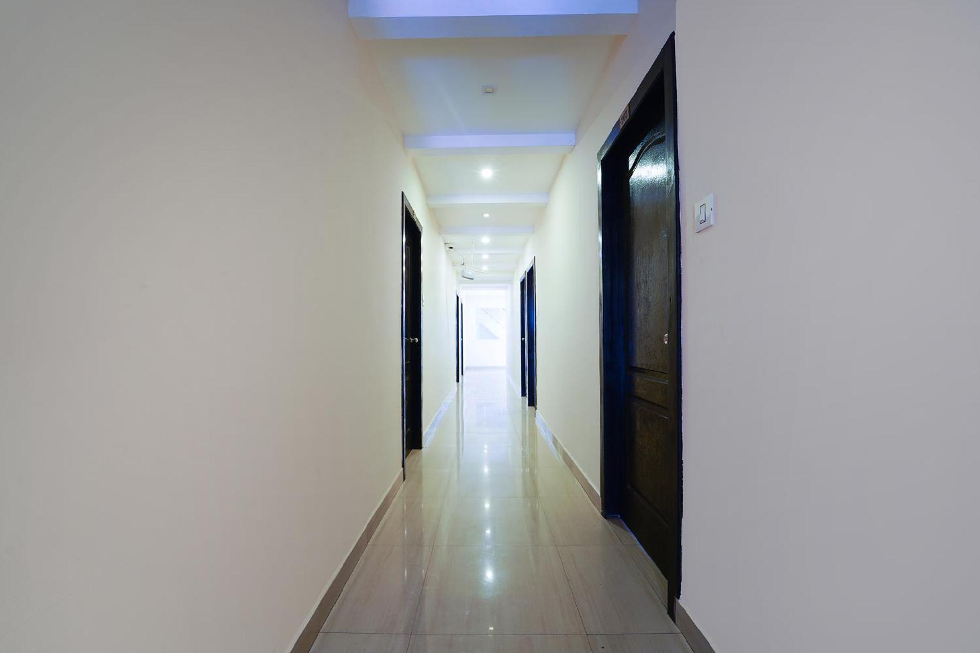 Zion Plaza Hotel Nedumbassery Luaran gambar