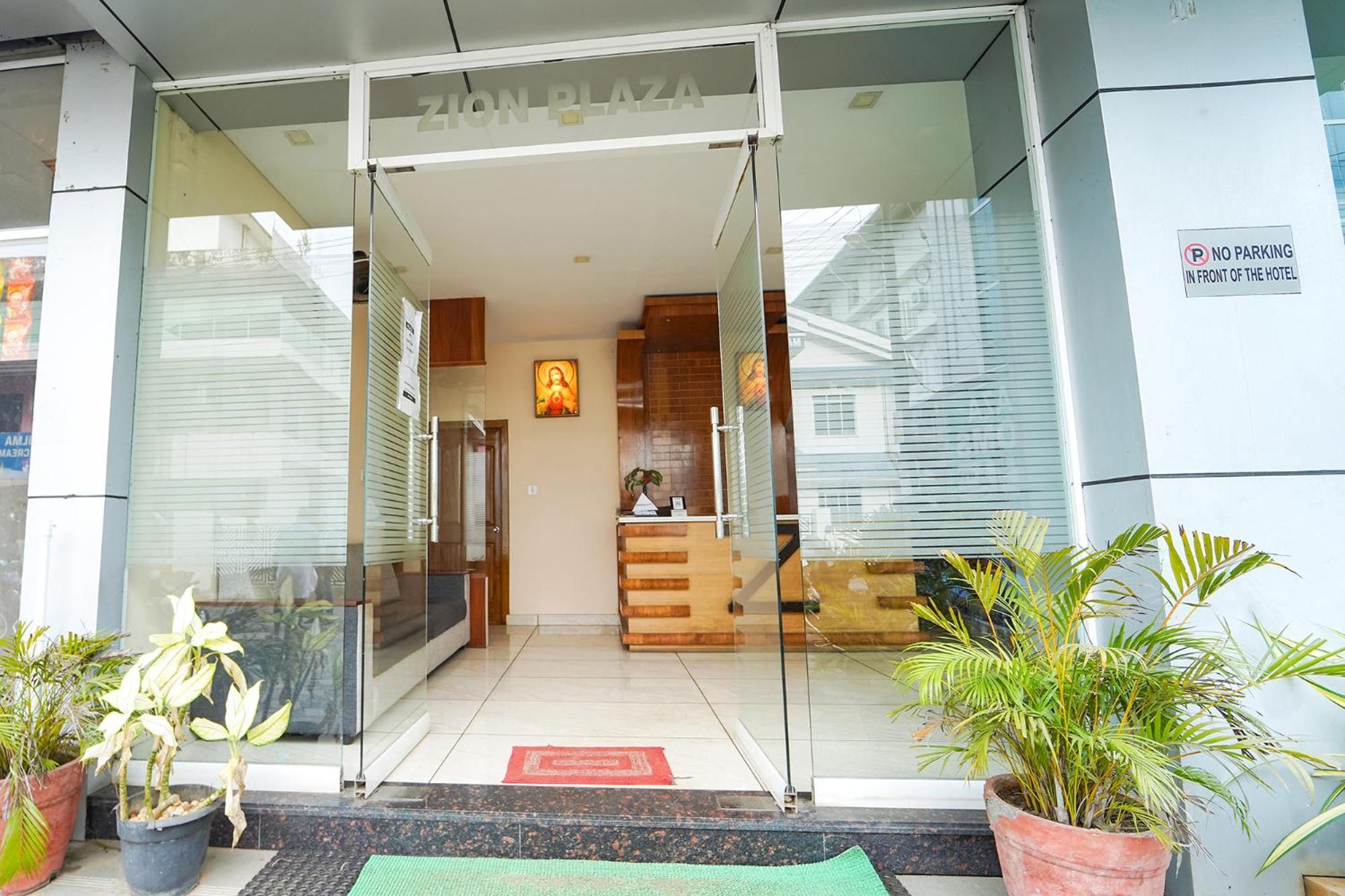 Zion Plaza Hotel Nedumbassery Luaran gambar