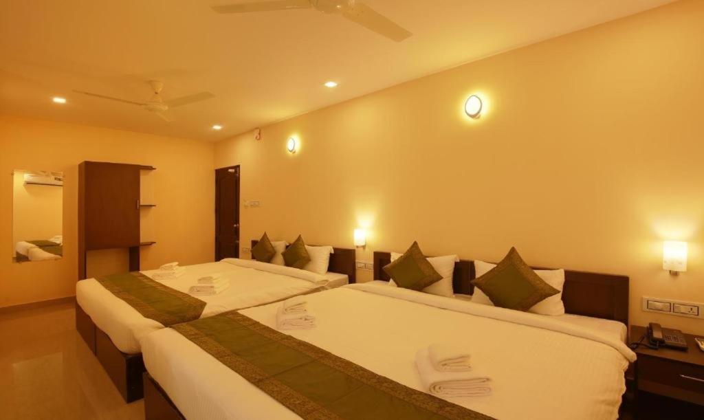 Zion Plaza Hotel Nedumbassery Luaran gambar